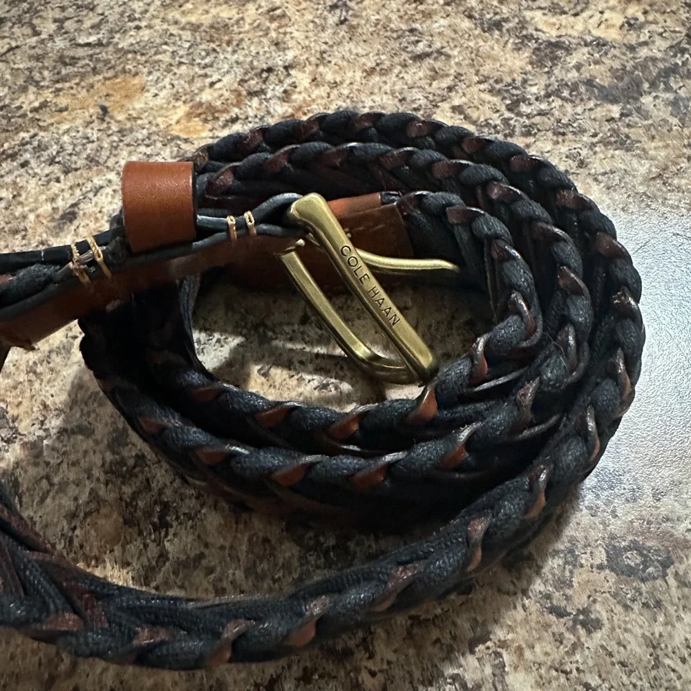 Cole Hann Two-tone Leather Men’s Belt Size S
